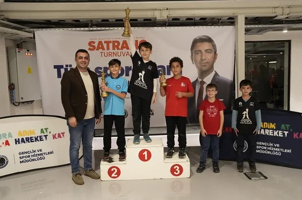 Kartal Belediyesi’nden 29 Ekim’e Özel Satranç Turnuvası