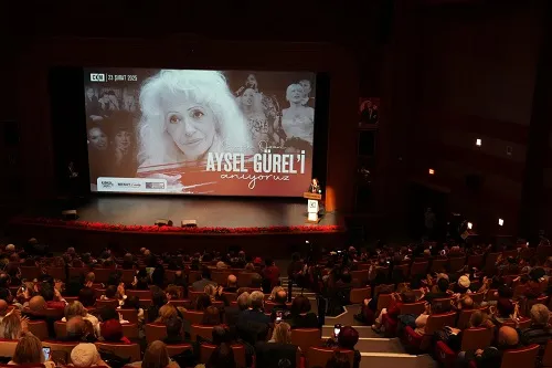 BÜYÜK OZAN AYSEL GÜREL KADIKÖY’DE ANILDI