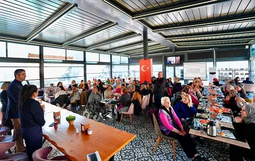 Başkan Yüksel, Okul Aile Birliği Başkanları ve Kartal Kadın Meclisi Üyeleri ile Buluştu