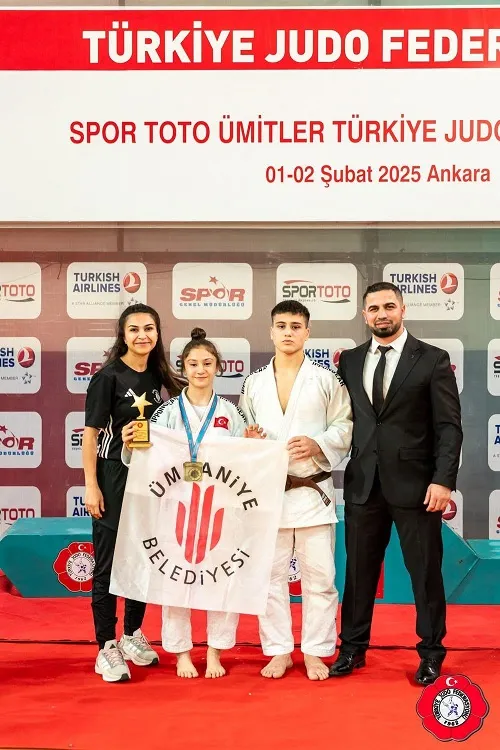 Bir Başarı Daha Ümraniye