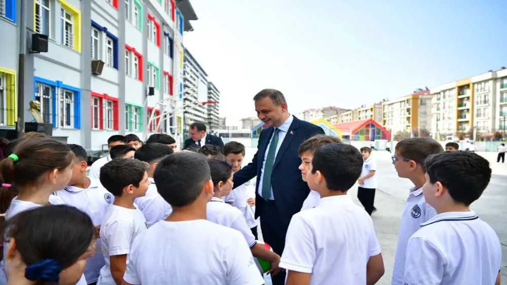 BEYLİKDÜZÜ ZABITA EKİPLERİNDEN GIDA VE TRAFİK DENETİMİ